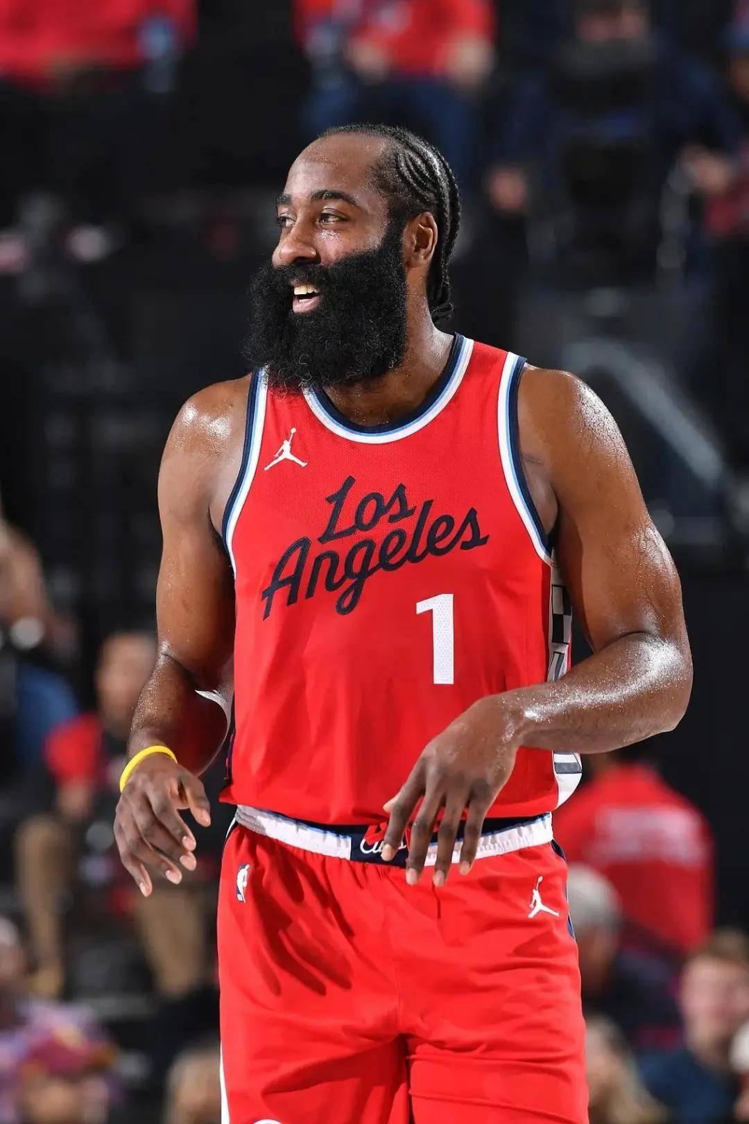 开云-哈登赛事官方发布比分优势明显新规，老鹰争议不断！的简单介绍